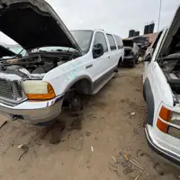 Photo of 2001 Ford Excursion