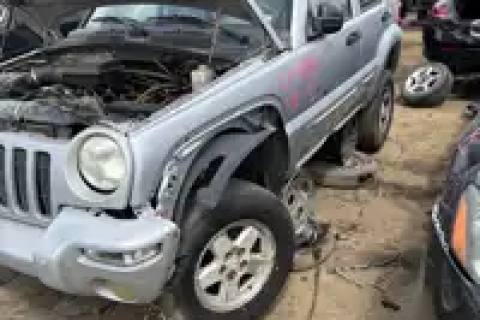 Photo of 2002 Jeep Liberty