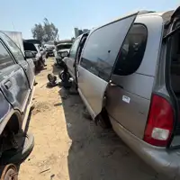 Photo of 2002 Nissan Quest