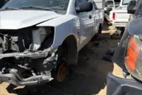 Photo of 2004 Nissan Titan