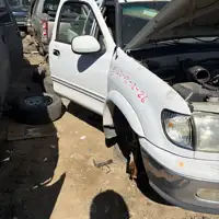 Photo of 2000 Toyota Tundra