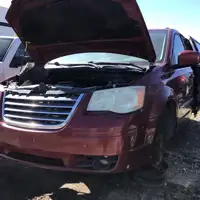 Photo of 2010 Chrysler Town & Country