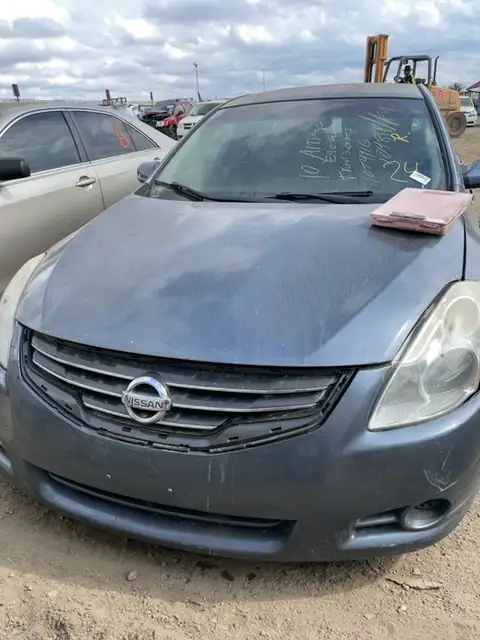 Photo of 2010 Nissan Altima