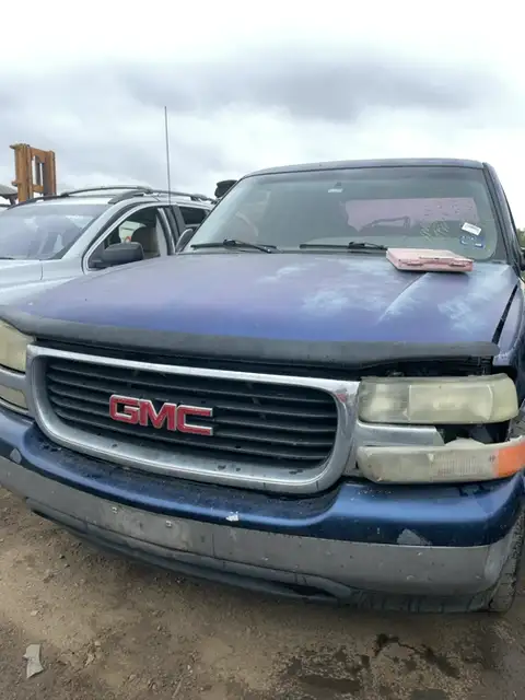 Photo of 1999 Gmc Sierra