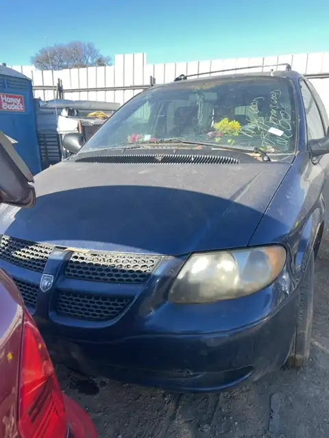 Photo of 2001 Dodge Caravan
