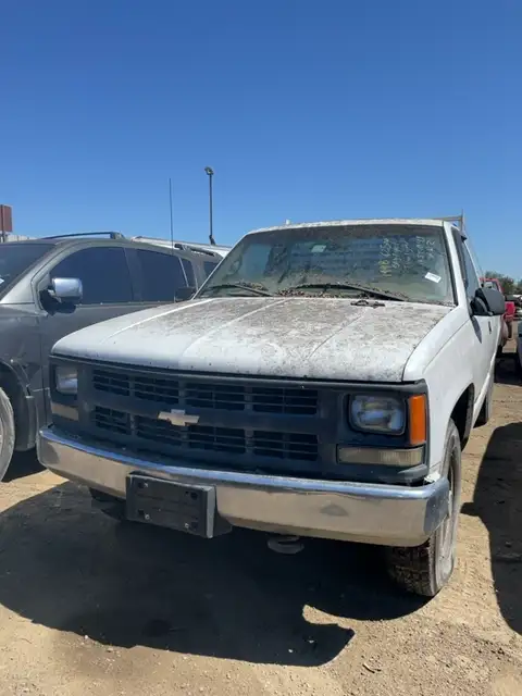 Photo of 1998 Chevrolet C2500
