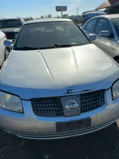 Photo of 2004 Nissan Sentra