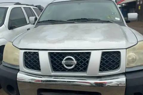 Photo of 2005 Nissan Armada