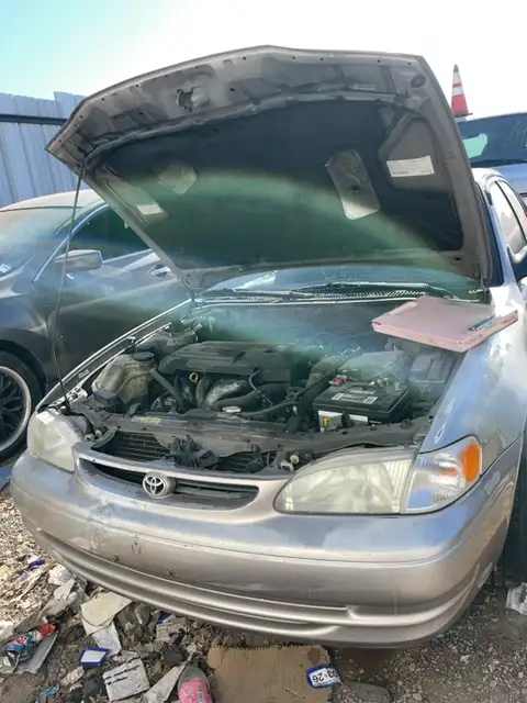 Photo of 2000 Toyota Corolla