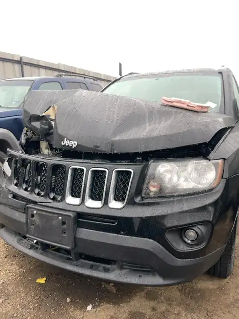 Photo of 2015 Jeep Compass