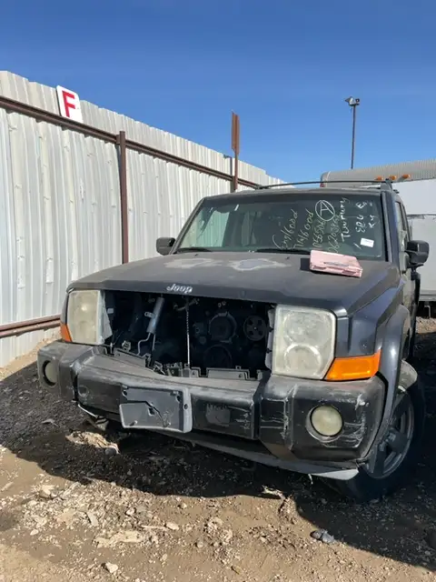 Photo of 2006 Jeep Commander