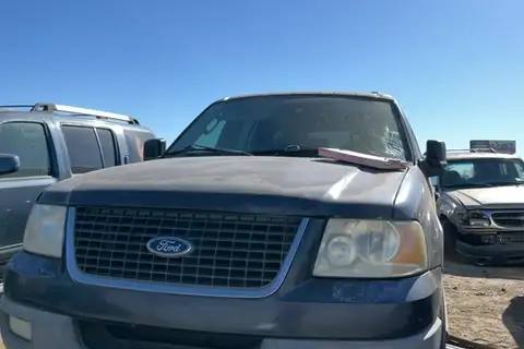 Photo of 2003 Ford Expedition