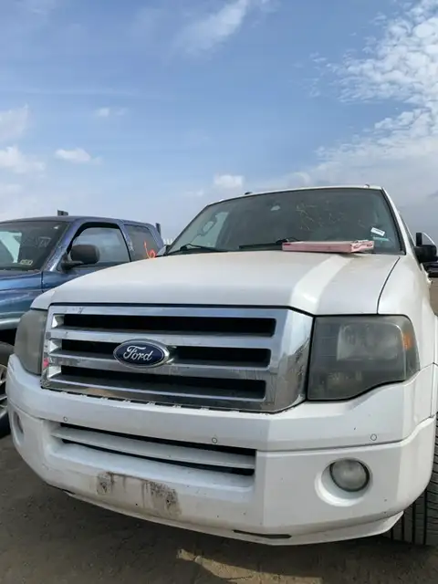 Photo of 2013 Ford Expedition