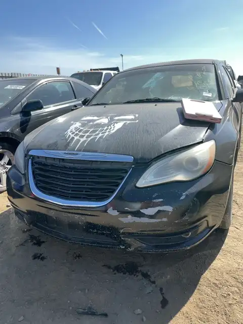 Photo of 2013 Chrysler 200