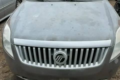 Photo of 2010 Mercury Milan