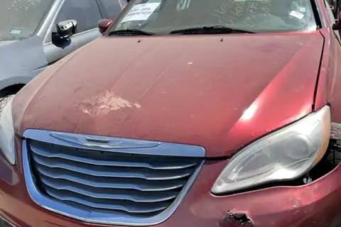 Photo of 2013 Chrysler 200