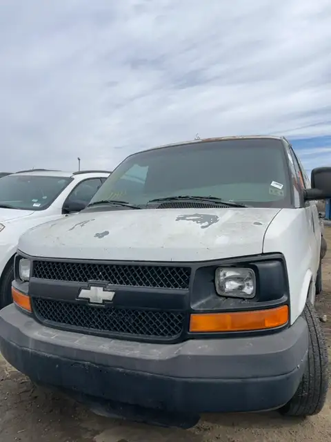 Photo of 2003 Chevrolet Express