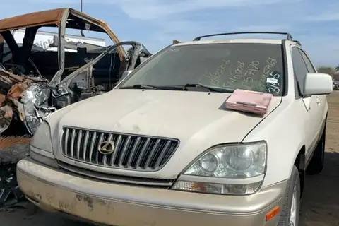 Photo of 1999 Lexus Rx 300