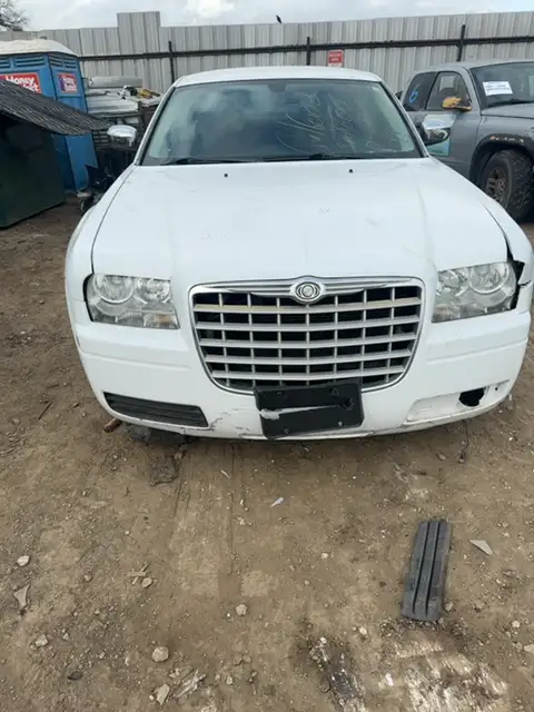 Photo of 2010 Chrysler 300