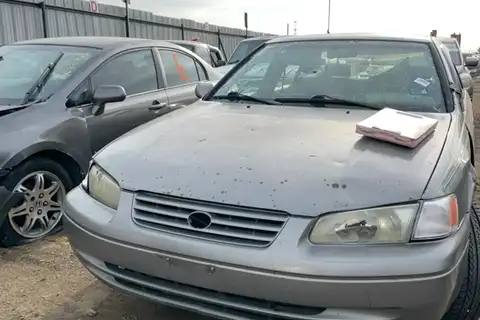 Photo of 1999 Toyota Camry