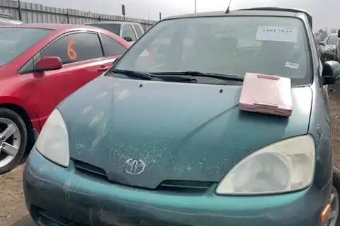 Photo of 2001 Toyota Prius