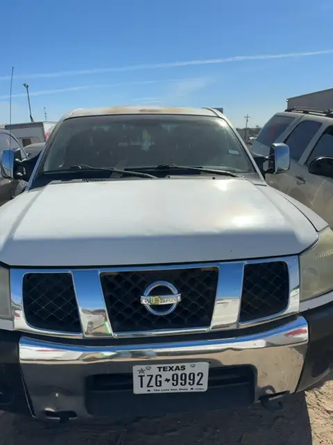 Photo of 2004 Nissan Titan