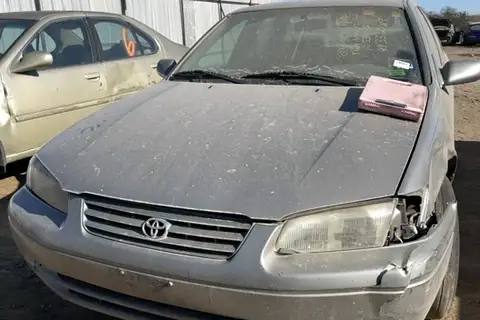 Photo of 1999 Toyota Camry