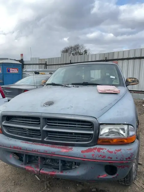 Photo of 2002 Dodge Dakota