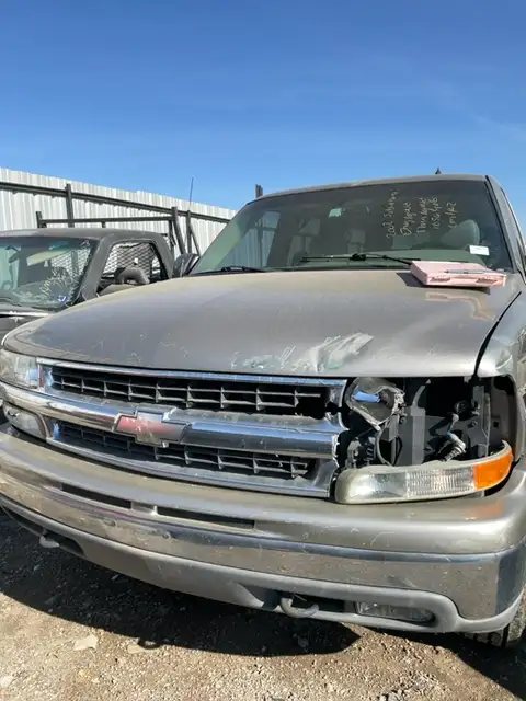 Photo of 2002 Chevrolet Suburban