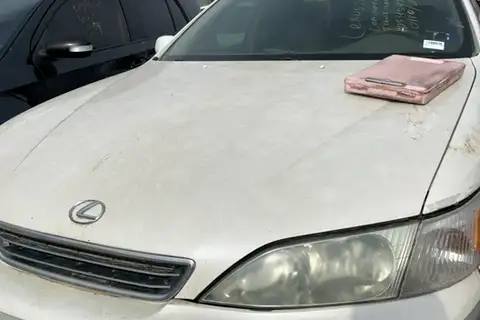Photo of 2000 Lexus Es 300