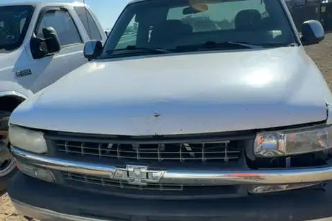 Photo of 2000 Chevrolet Silverado