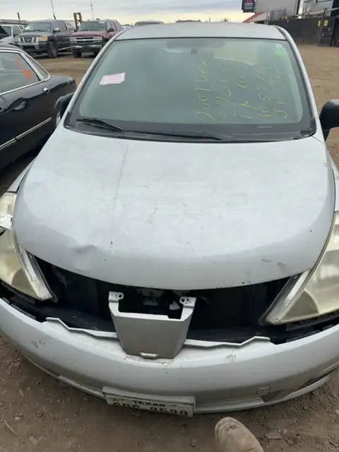 Photo of 2009 Nissan Versa