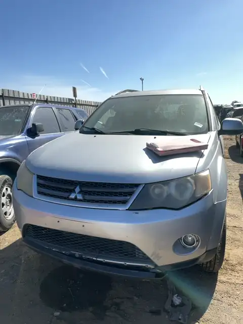 Photo of 2009 Mitsubishi Outlander