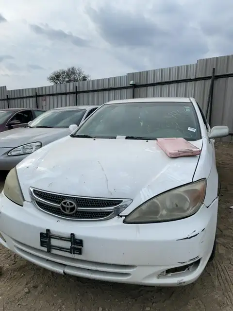 Photo of 2004 Toyota Camry