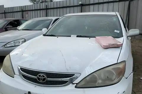 Photo of 2004 Toyota Camry