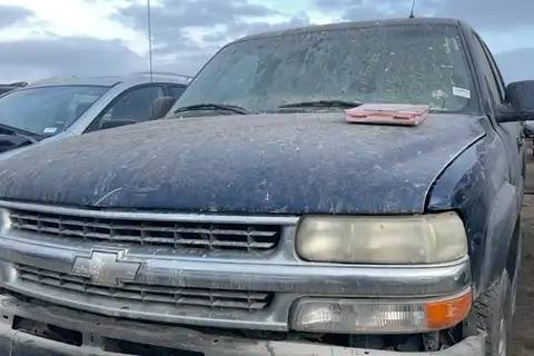 Photo of 2002 Chevrolet Suburban