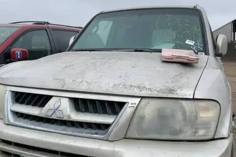 Photo of 2003 Mitsubishi Montero