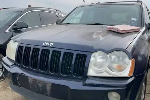 Photo of 2005 Jeep Grand Cherokee