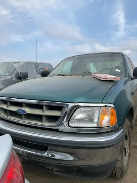 Photo of 1997 Ford F-150