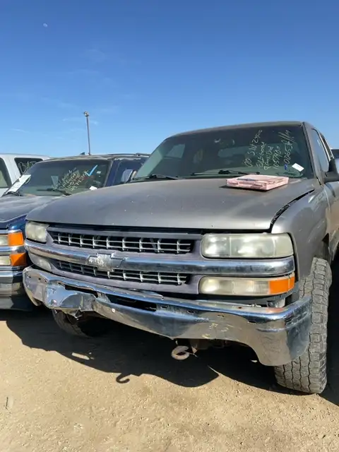 Photo of 2000 Chevrolet Silverado