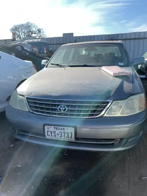 Photo of 2004 Toyota Avalon