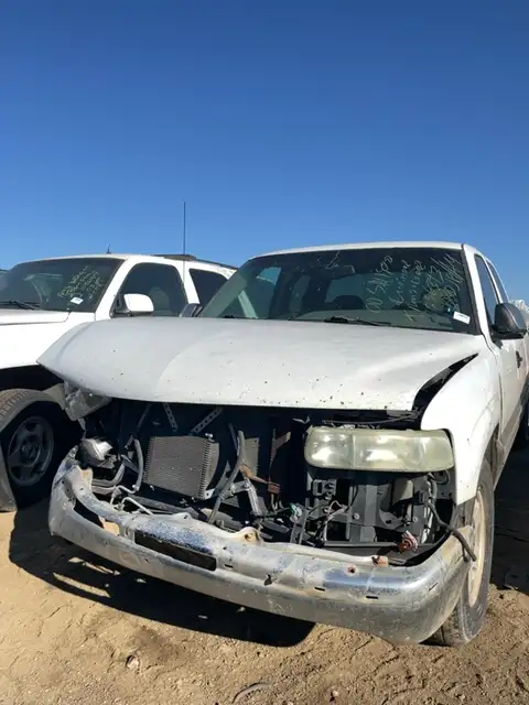 Photo of 2000 Chevrolet Silverado