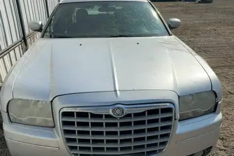 Photo of 2005 Chrysler 300