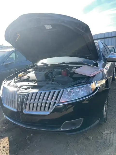 Photo of 2012 Lincoln Mkz