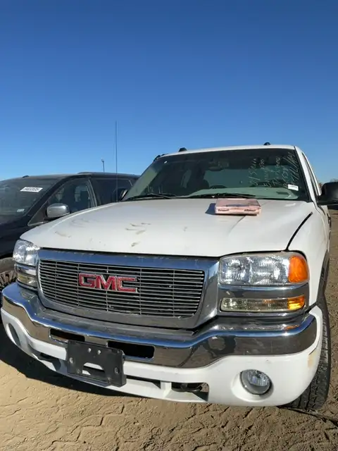 Photo of 2004 Gmc Sierra