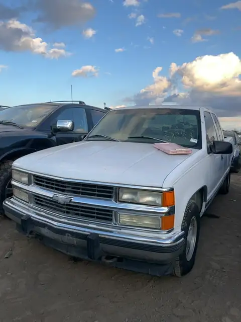 Photo of 1997 Chevrolet C1500