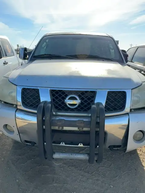 Photo of 2004 Nissan Titan