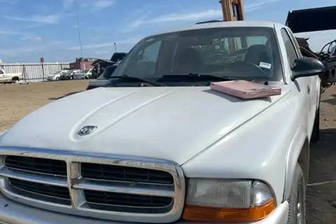 Photo of 2004 Dodge Dakota