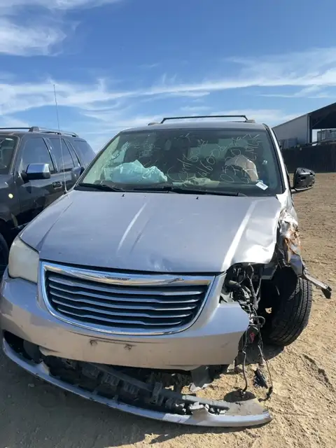 Photo of 2014 Chrysler Town & Country