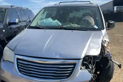 Photo of 2014 Chrysler Town & Country